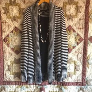 White House Black market Cardigan